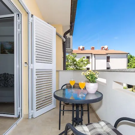 Apartman Nino3 Mit Balkon By Interhome